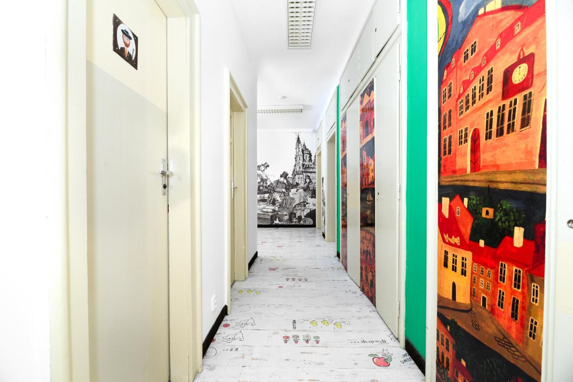 Benedikt City Center Hostel Prague Exterior photo